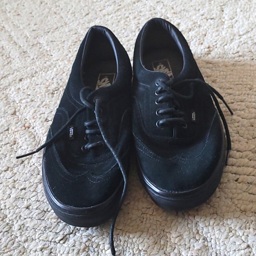 All Black Van's Authentics